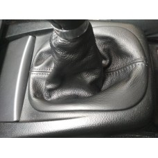 Чохол КПП (шкіра) для Volkswagen Passat B5 1997-2005 років.