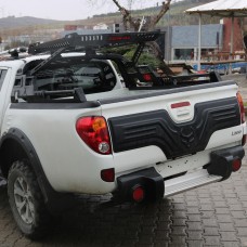 Пластикова накладка на кришку багажника для Mitsubishi L200 2006-2015 рр.