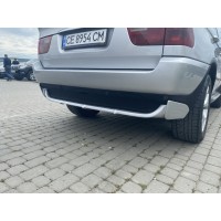 Накладка на задній бампер (під фарбування) для BMW X5 E-53 1999-2006 рр.
