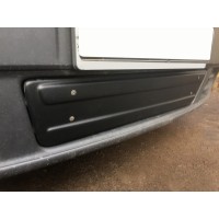Зимова нижня накладка (під номером) Глянсова, 2007-2014 для Opel Vivaro 2001-2015 рр.