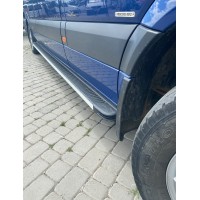 Бокові пороги Maya (2 шт., алюміній) Середня база для Mercedes Sprinter 2006-2018 рр.