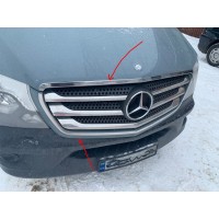 Обведення решітки (2013↗, нерж) Carmos - Турецька сталь для Mercedes Sprinter 2006-2018 рр.