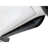 Бокові пороги Allmond Black (2 шт., алюміній) для Toyota Hilux 2015↗ рр.