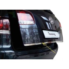 Кромка кришки багажника (нерж) Carmos - Турецька сталь для Volkswagen Touareg 2002-2010 рр.