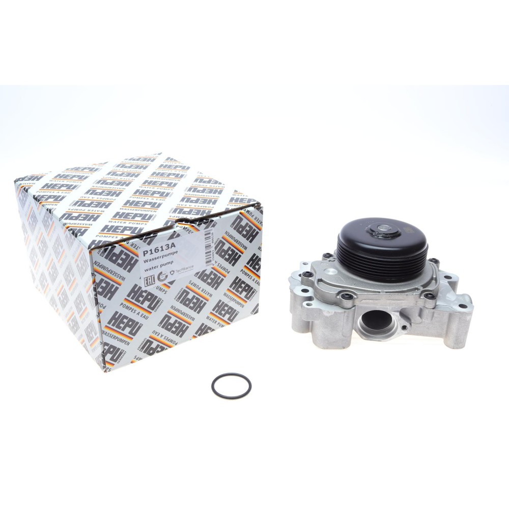 Помпа води MB C-class (W204/S204)/E-class (W212)/Vito (W447) (OM651) 08-