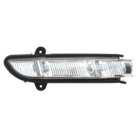 Повторювач повороту на дзеркало MB (W211/S211) 02-09 (R)