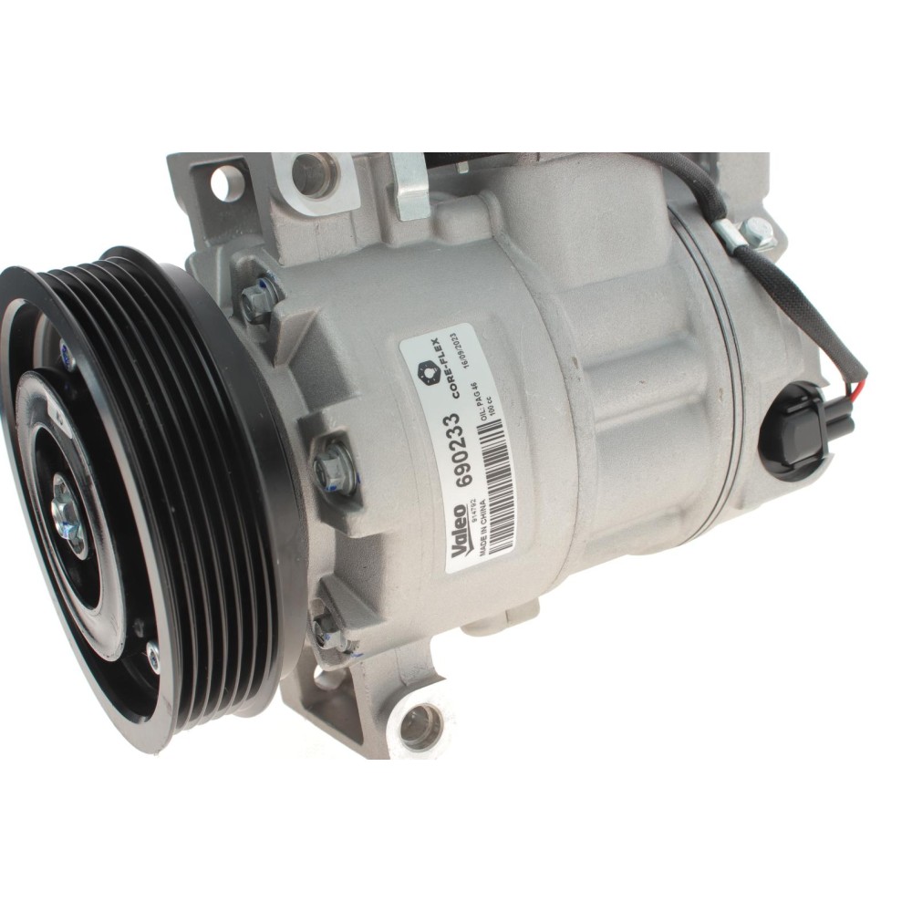 Компресор кондиціонера Audi A3/A4/A5/A6/A7/Q5 2.0-3.0D 00-20