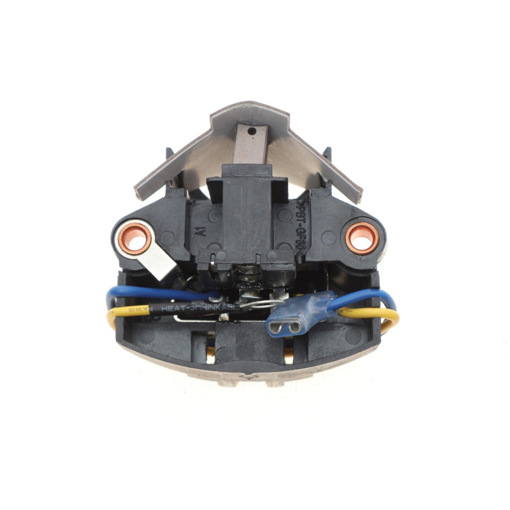 Реле генератора (14V) Nissan/Peugeot/Renault/Volvo = 130657