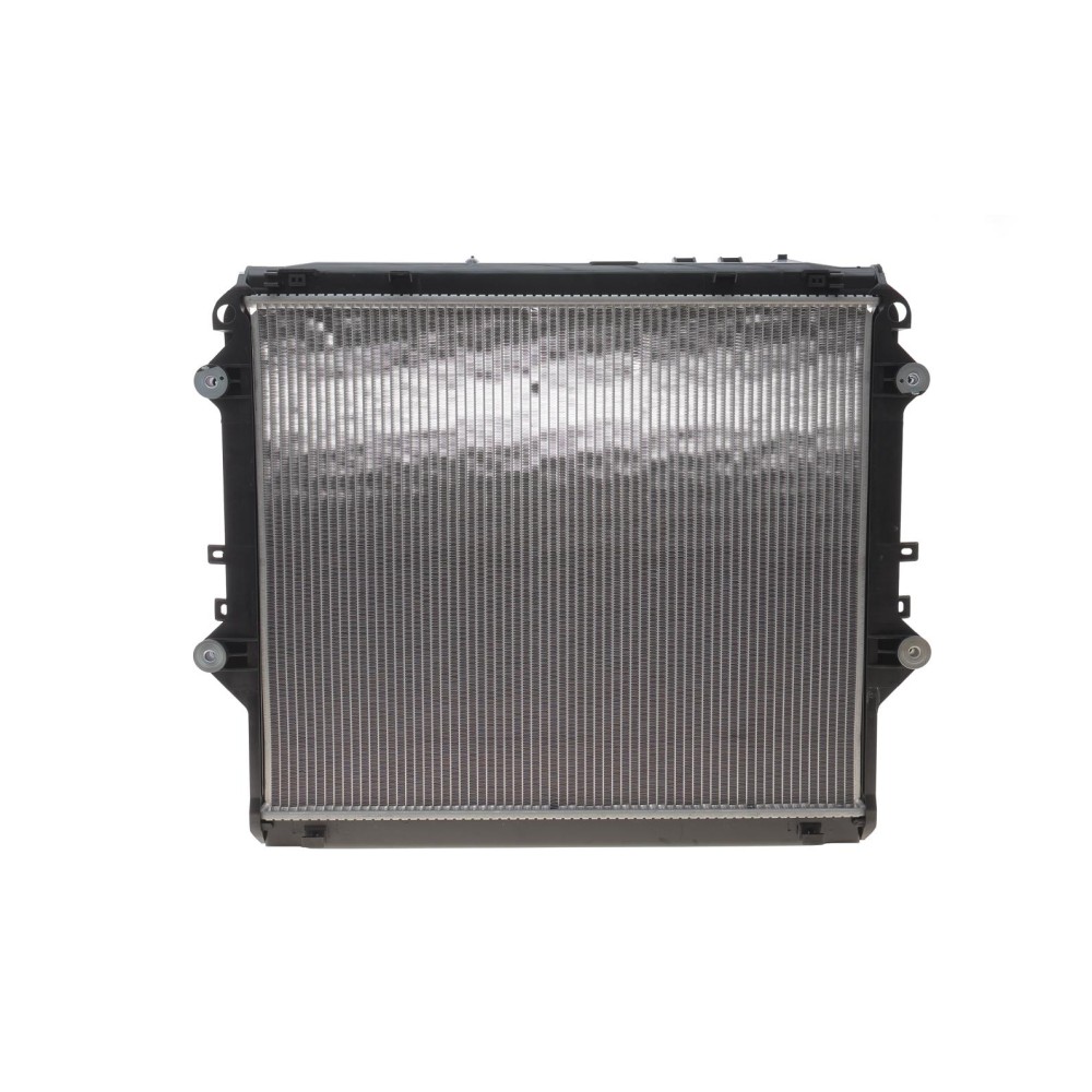 Радіатор охолодження Toyota Hikux 2.4D/2.8 D4-D 15- (АКПП)