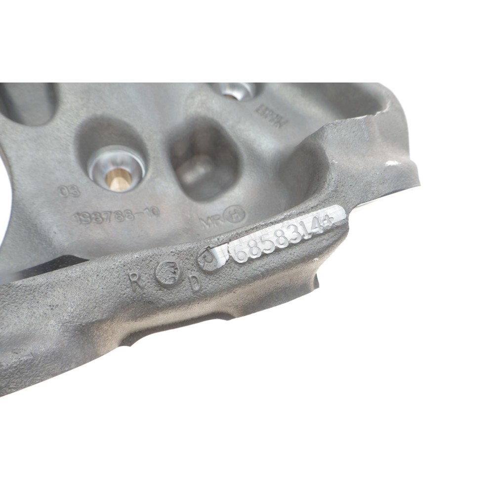 Кулак поворотний (цапфа) (R) BMW 4 (F36/F33/F83/F32/F82) 13-21 N47/N20/N55/N26/N57/B48/B58