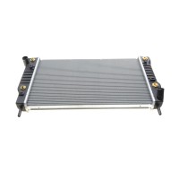Радіатор охолодження Ford Mondeo 1.6/1.8/2.0 93-00