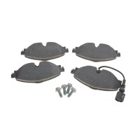 Колодки гальмівні (передні) VW Caddy IV/Golf VII/Passat B8/Skoda Octavia/Seat Leon 12- (з датчиком)