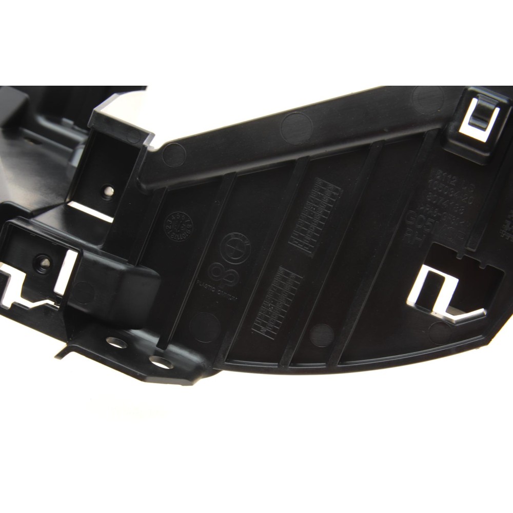Кронштейн кріплення накладки глушника BMW X5 (G05) 18- (R)