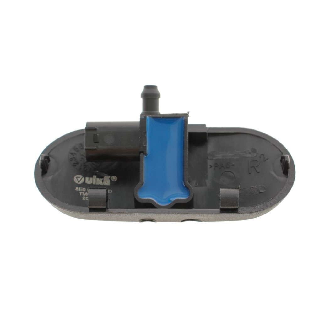 Форсунка омывателя стекла Audi A2/A3/A4/A5/A6/A8 97-13 (R) (з підігрівом)