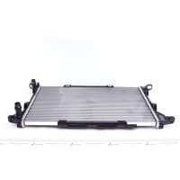 Радіатор охолодження Audi A4/A5 1.8-2.0TFSI 07-17/2.0TDI/A6 2.0TFSI/2.0TDI/Q3/Q5 2.0TDI 10-17 (МКПП)