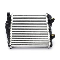 Радіатор інтеркулера Audi Q7/VW Touareg 3.0/4.1 03- (L)