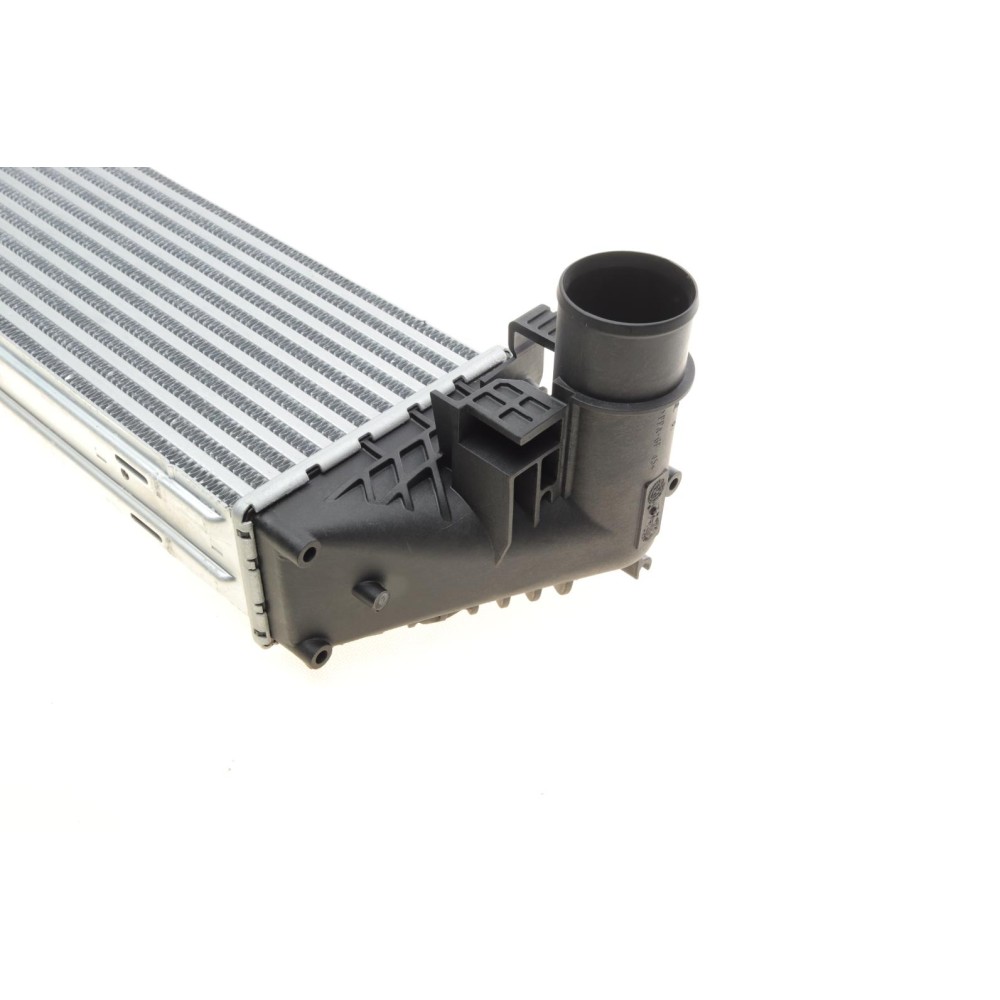Радіатор інтеркулера Renault Espace 2.0/2.2dCi 06-/Laguna 1.9-2.2dCi 01-07