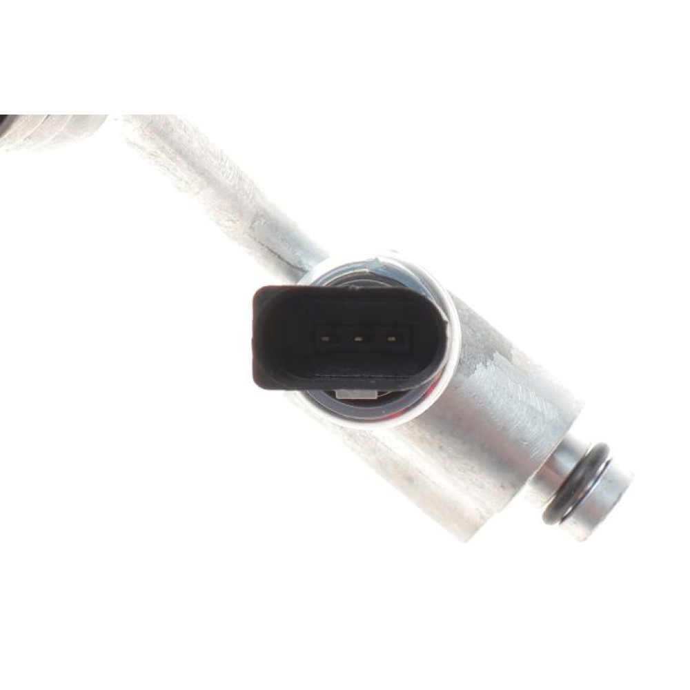 Трубка кондиціонера  VW Golf V 03-09/Skoda Octavia 04-10/Superb 08-15