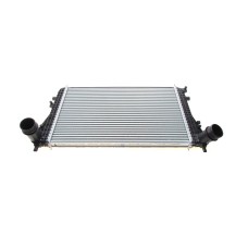 Радіатор інтеркулера VW Passat/Sharan/Tiguan 1.4-2.0D 05-