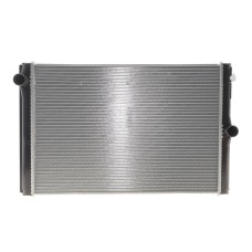 Радіатор охолодження Toyota Auris 12-/Corolla 1.4 D-4D 06-