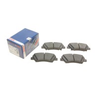 Колодки гальмівні (передні) Hyundai Elantra 10-/ i30 11-/ Kia Cee 12- R15 (Bosch)