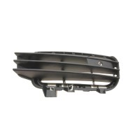 Решітка бампера VW Touareg 11-14 (R)