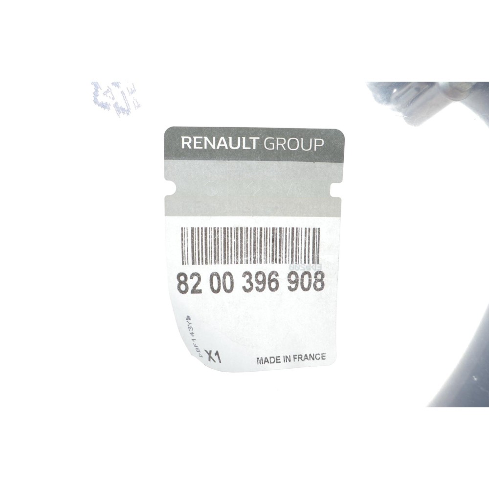 Патрубок інтеркулера Renault Kangoo 1.9 dTi 00-/Trafic 1.9/2.5 dCi 01-06