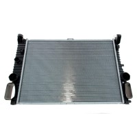 Радіатор охолодження MB E-class (S211/W211) 1.8-5.0 02-10 (5ст. АКПП)