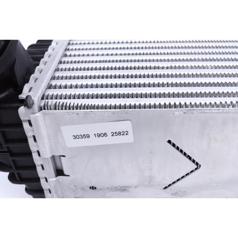 Радіатор інтеркулера BMW (F16/F86)/ X5 (E70/F15/F85)/X6 (E71/E72) 2.0D/3.0D 07-