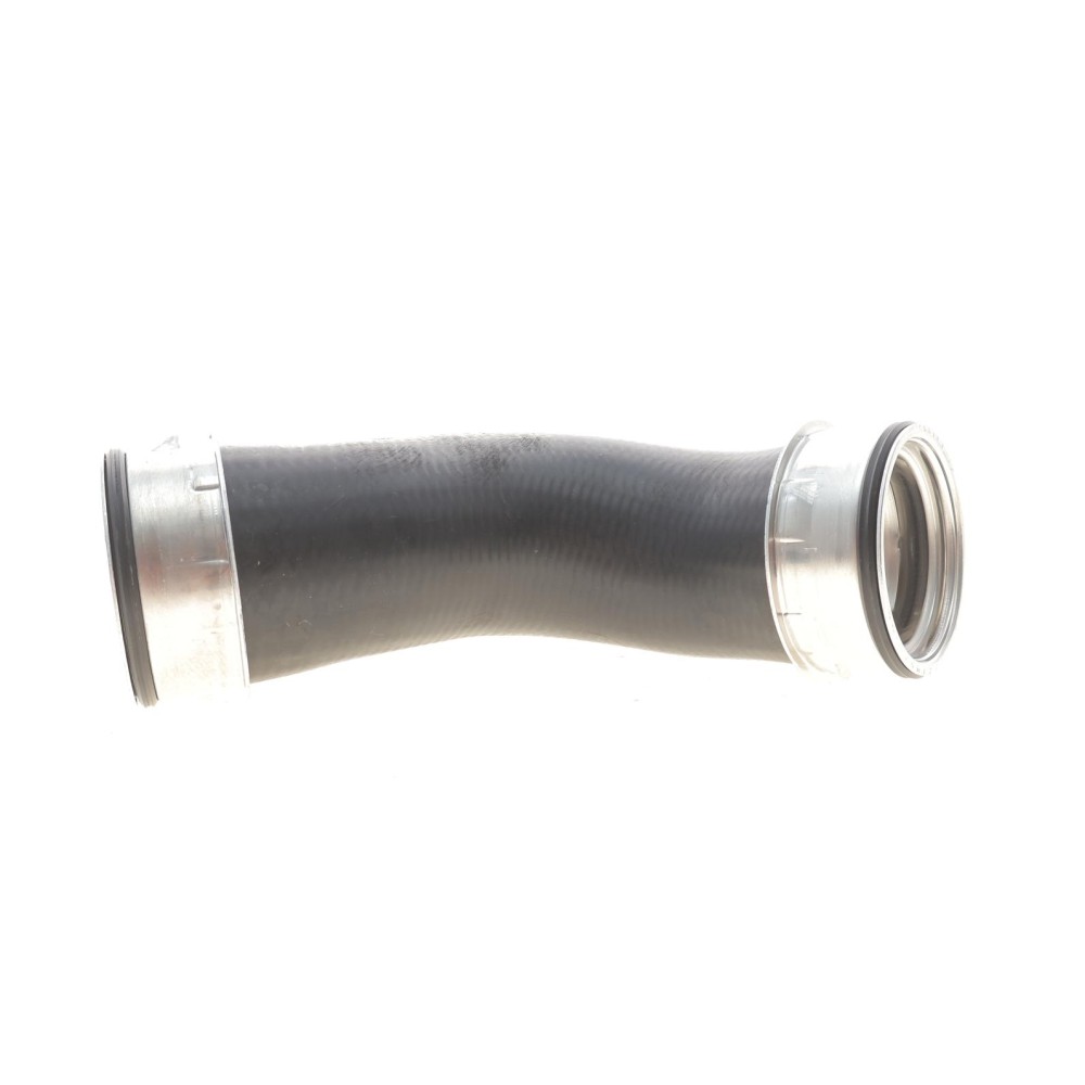 Патрубок інтеркулера (нижній) (L) Audi A3/Skoda Octavia/SuperB/VW Golf/Jetta/Passat 2.0D 03- (ззаду)