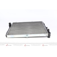 Радіатор охолодження Audi 80/90 80-