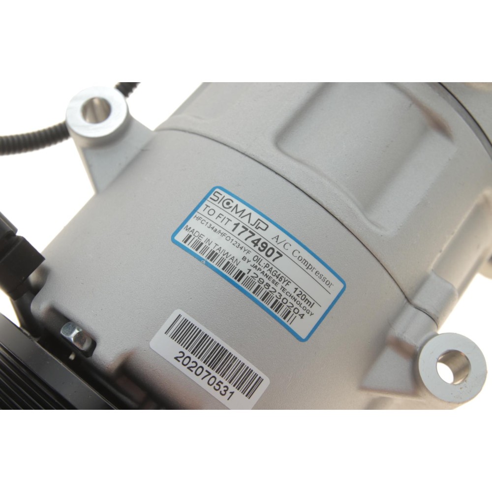 Компресор кондиціонера Ford Fiesta VI/Focus III 1.2-1.6D 08-