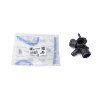 Фланець системи охолодження VW Bora/Golf IV 98-05