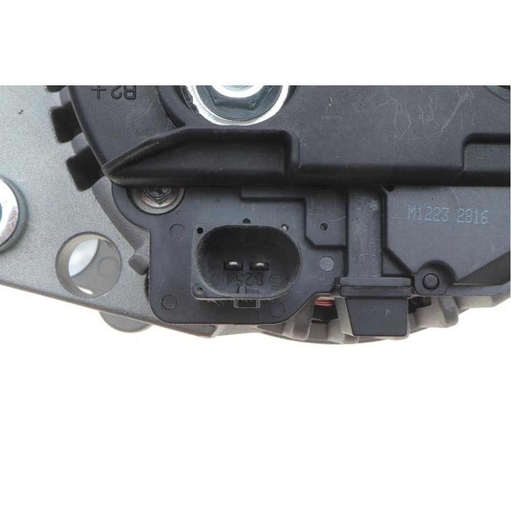 Генератор Audi A2/A3/Skoda Fabia/Octavia/VW Caddy/Golf 1.9TDI /MB Vito 1,4-3,2 96- (12V/90A)