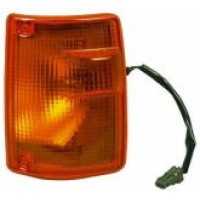 Повторювач повороту на крило Isuzu Trooper 83-91 (R)