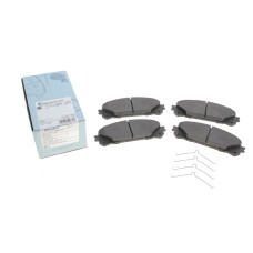 Колодки гальмівні (передні) Toyota Highlander 14-/Rav4 IV/V/Lexus ES 12-/NX 14-/RX 08- (з аксесуарами)