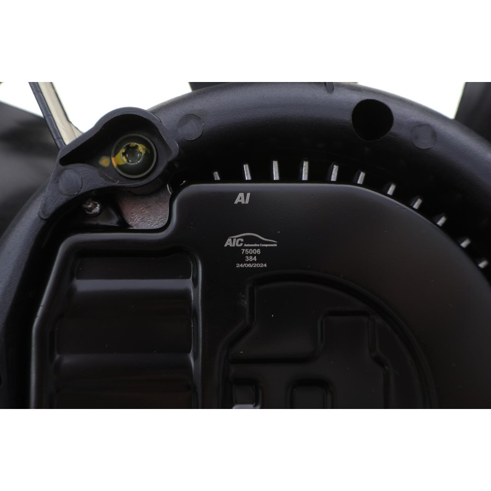 Вентилятор охолодження двигуна MB C-class (W205/S205/A205/C205)/E-class (S213/W213/A238C/238) 00-10