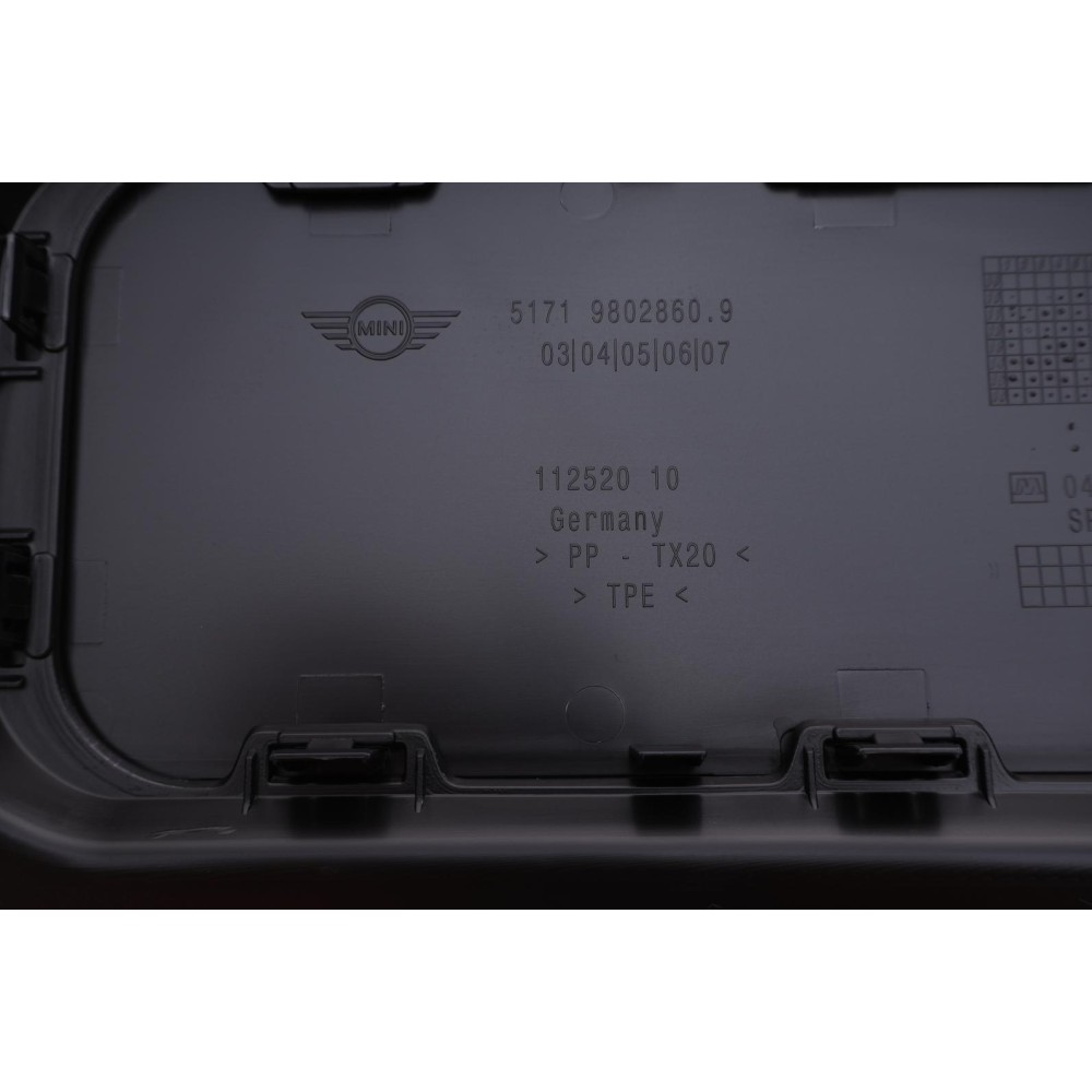Накладка під вітрове скло (R) Mini Countryman (R60) 10-16
