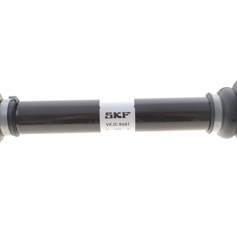 Піввісь (передня) Audi A4 08-15/A5 08-17 (42x468)