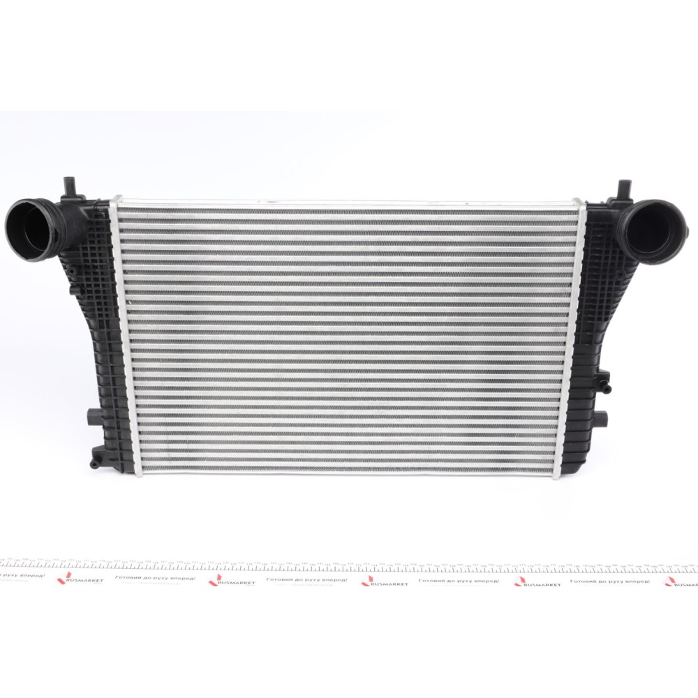Радіатор інтеркулера VW Caddy III 1.9 TDI 04-10 (407x615x32)