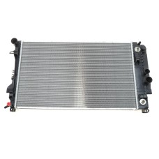 Радіатор охолодження MB Vito (W639) 03- (-/+AC, АКПП)