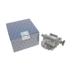 Насос масляний Audi A3/A4/A5/A6/A8/Q3/Skoda Octavia II/VW Passat B6/B7/Golf VI 1.8/2.0 04-