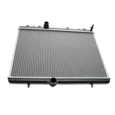 Радіатор охолодження Citroen Picasso/Peugeot 3008/5008 1.2-1.6 12-