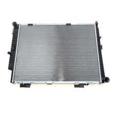 Радіатор охолодження MB E-class (W210/S210) 99-03