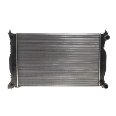 Радіатор охолодження Audi A4 1.6-2.0/1.9/2.0TDI 00-09/Seat Exeo 08-13