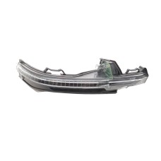 Повторювач повороту на дзеркало Audi Q5/Q7 15- (R) (всередині OE VAG)