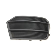 Вставка бампера (під протитуманку) Audi Q3 11-18 (R)