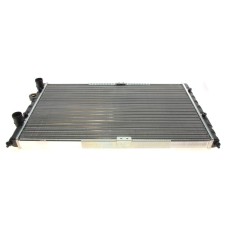 Радіатор охолодження VW Caddy II/Polo III 1.4/1.6/1.9SDI 95-04