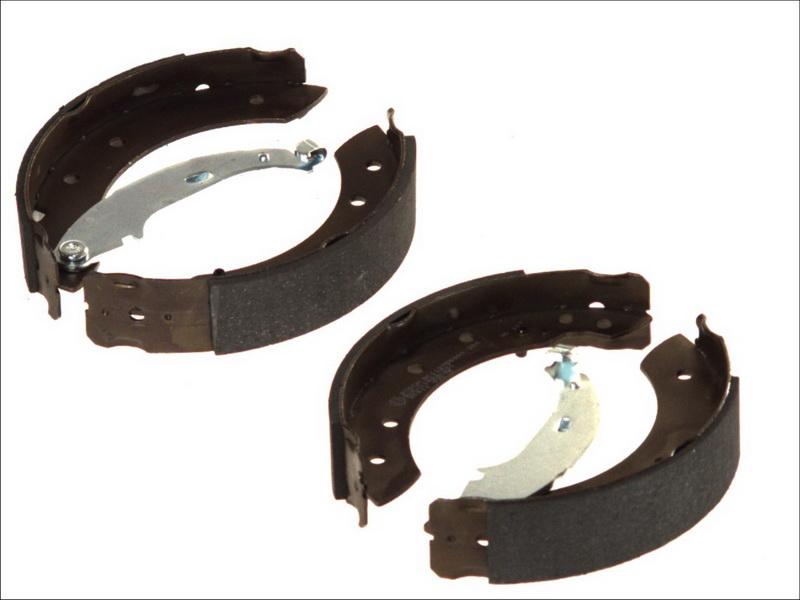 BOSCH 0 986 487 585 - Комплект гальмівних колодок autodetail.com.ua