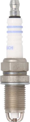 BOSCH 0 242 235 668 - Свічка запалювання autodetail.com.ua